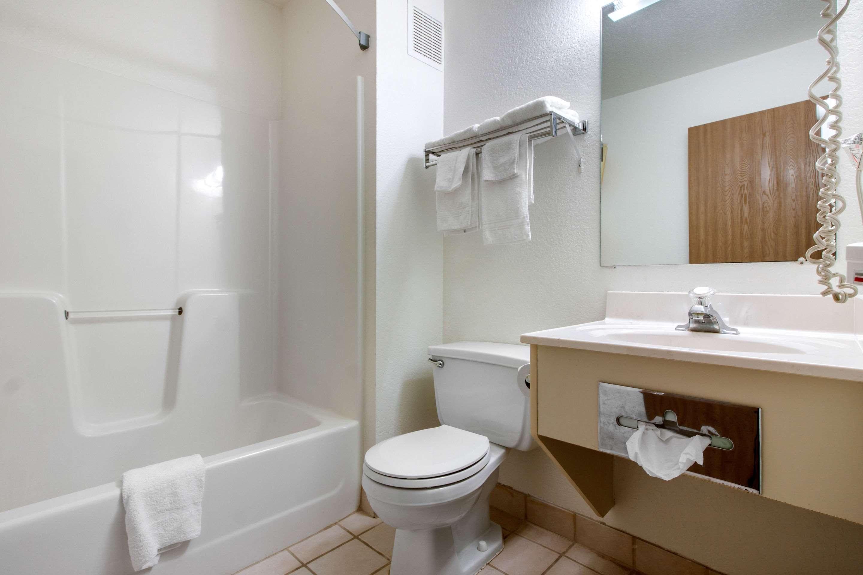 Hotel Econo