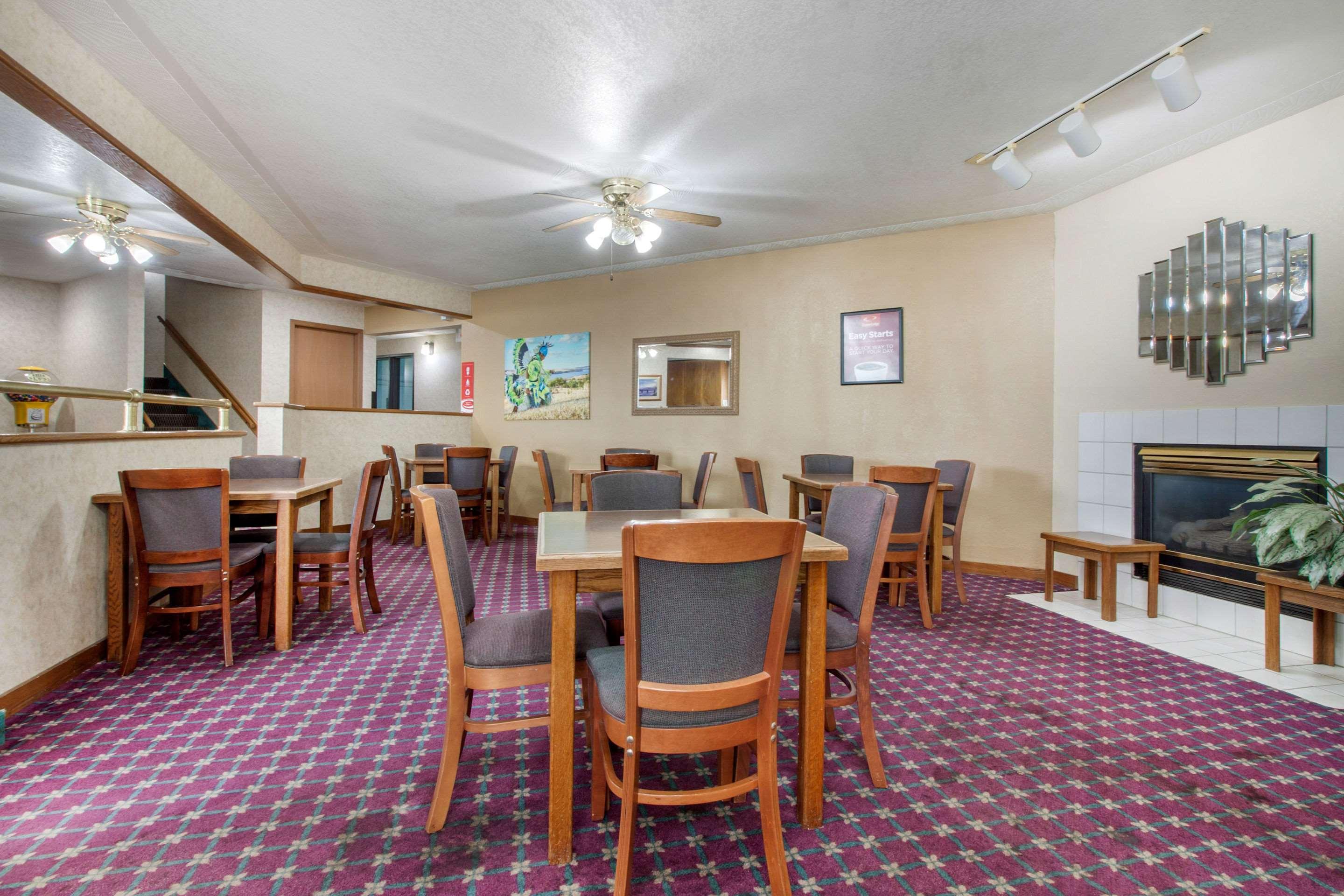 Econo Hotel Oacoma