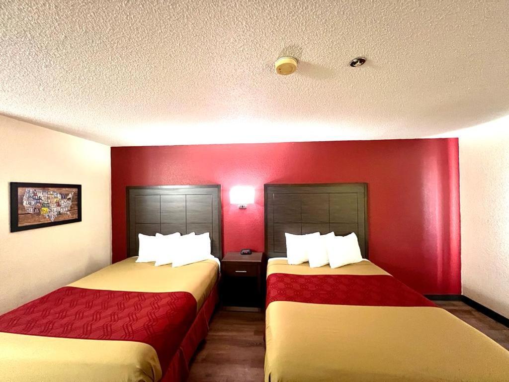 Econo Oacoma